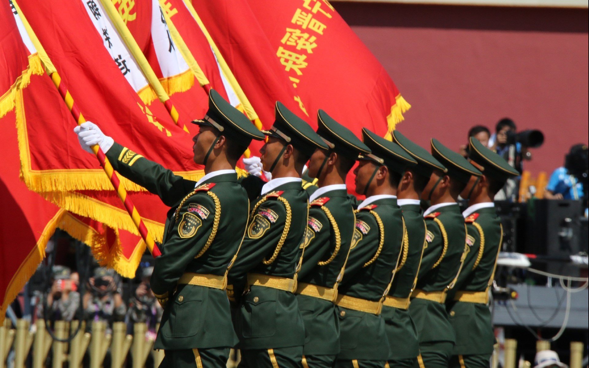 “西甲明星对决:攻防转换引发球迷惊叹”,2021西甲球星